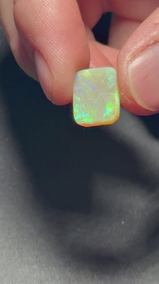 Opal Ring TR1