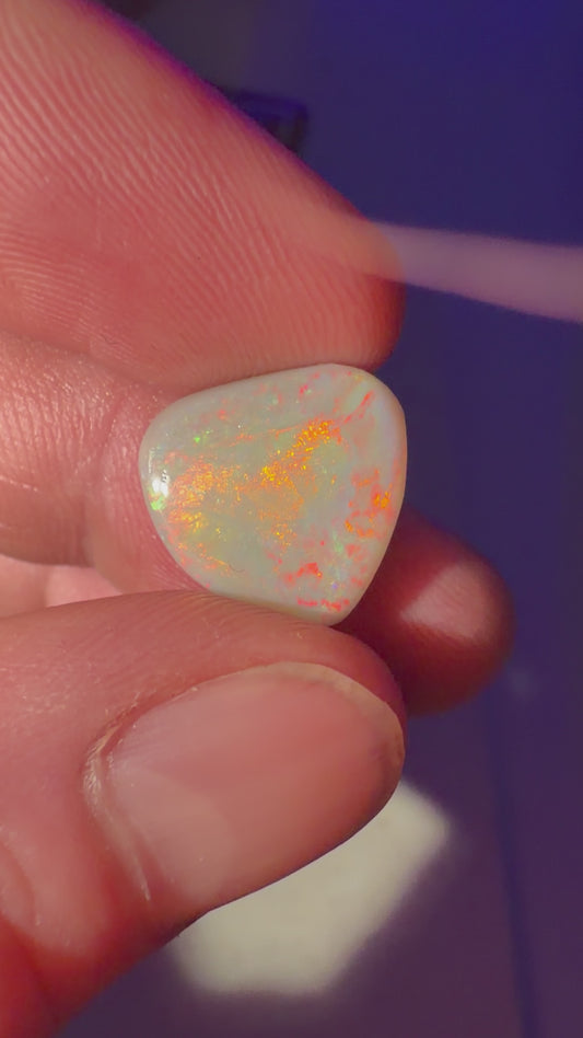 Opal pendant S1